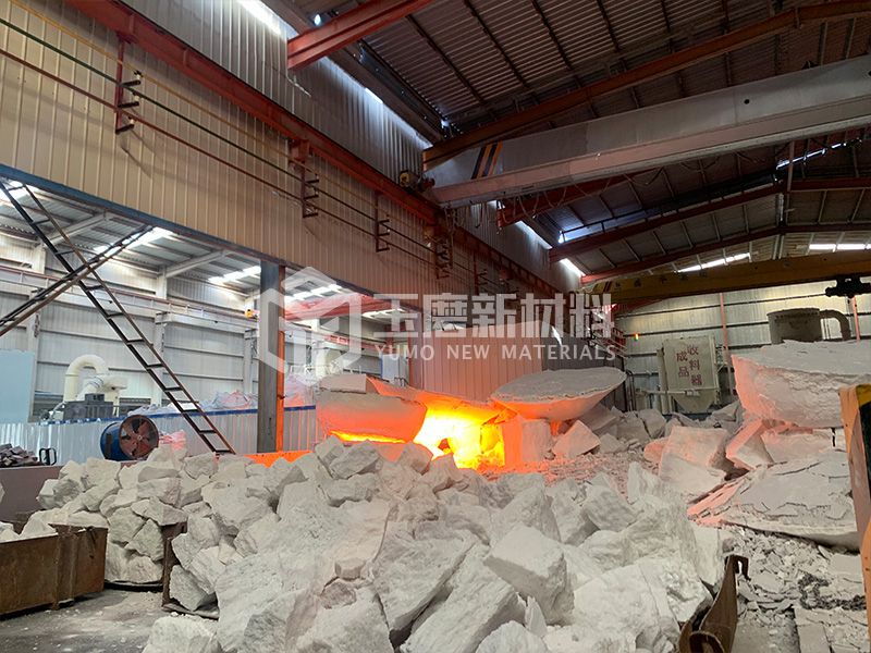 目前市場上白剛玉多少錢一噸？